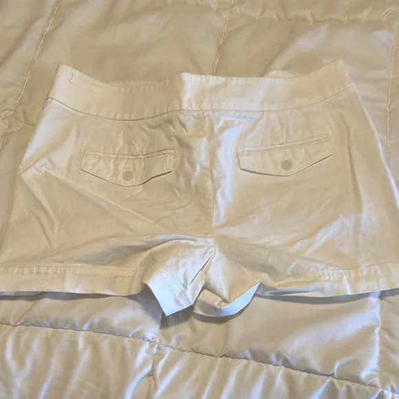 White Button-Front Shorts - Picture 3 of 3
